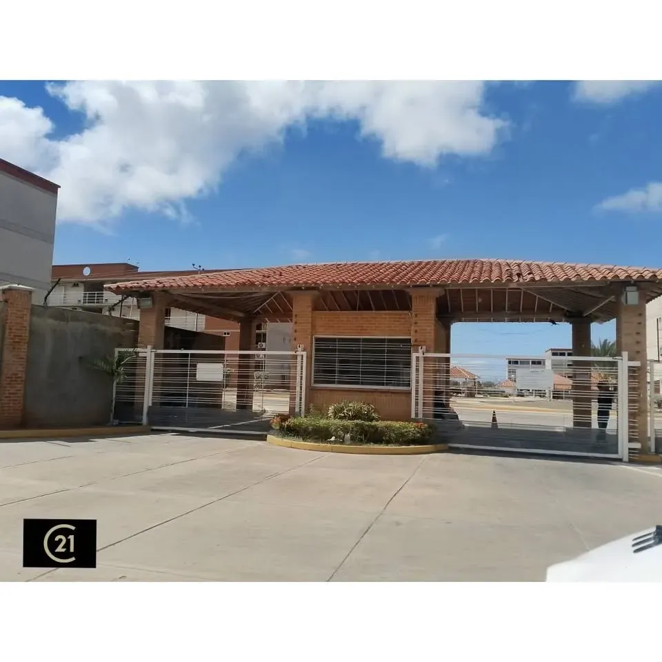 Conj. resd. Pueblo Nuevo — foto 2, en venta en Pampatar, Isla de Margarita